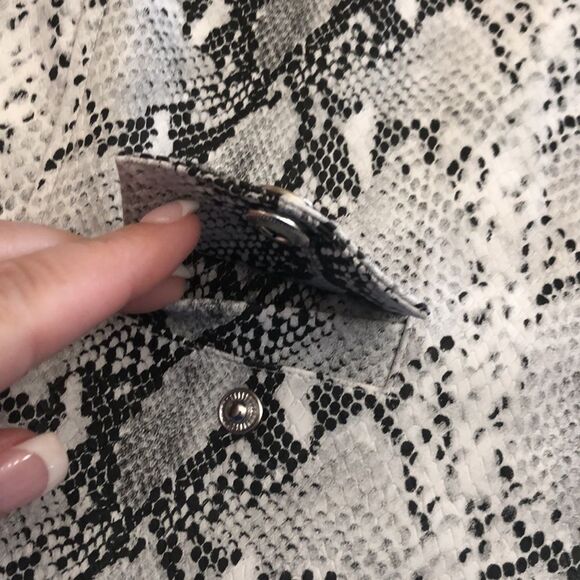 Cupcakes and Cashmere Beatrix Snake Print Moto Jacket - Picture 10 of 17